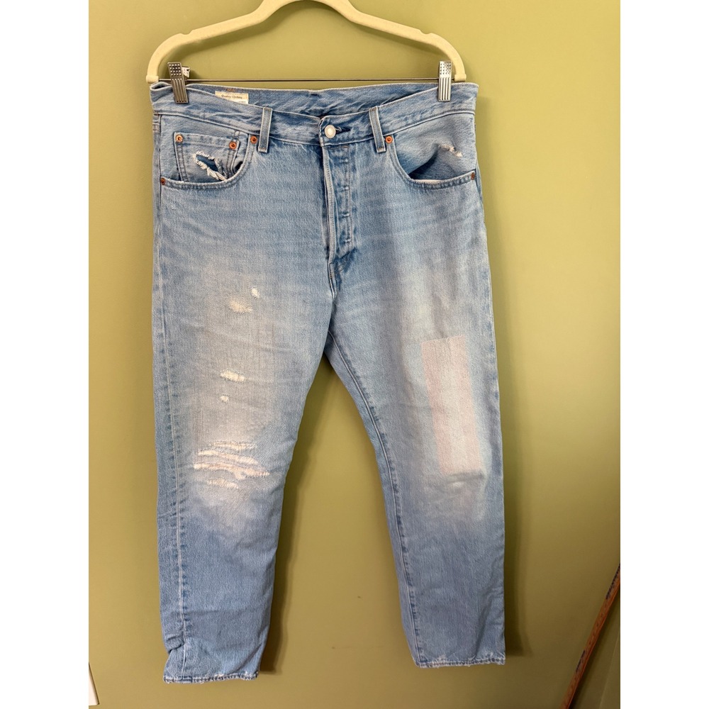 Levis Premium 501 93 Straight Leg Jeans Light Wash Distressed Pride 33x32 Big E
